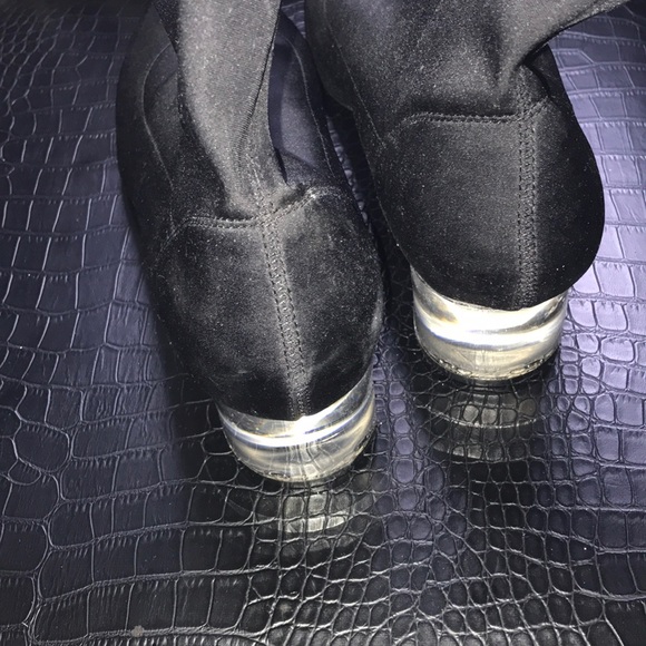 Shoes - Picture 4 of 4